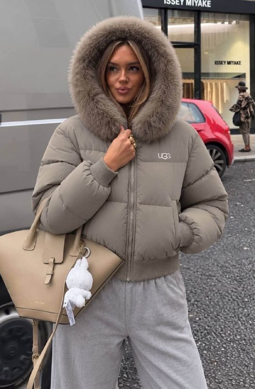 💫   UGG Jackets / chaquetas