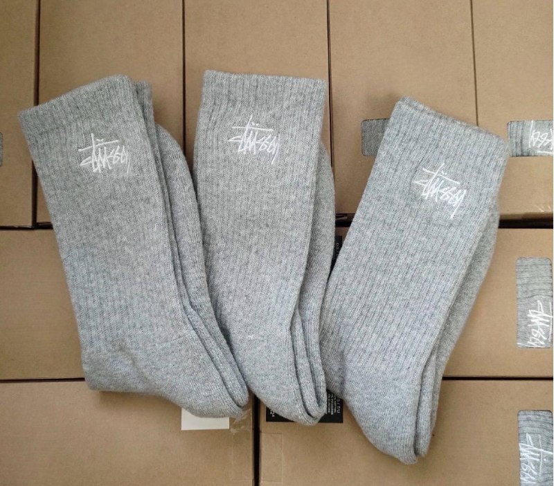 STUSSY (pack 3) — €13 💎