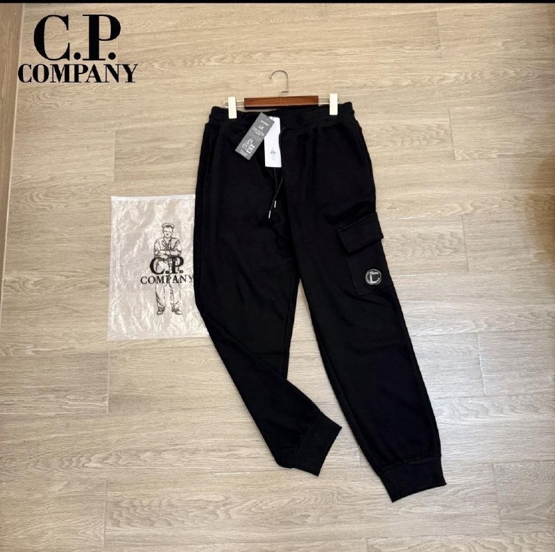 💫   company trousers