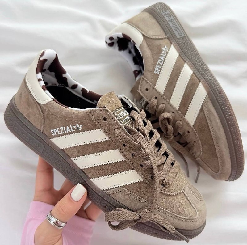 ADIDAS Spezial —-> €19 💎