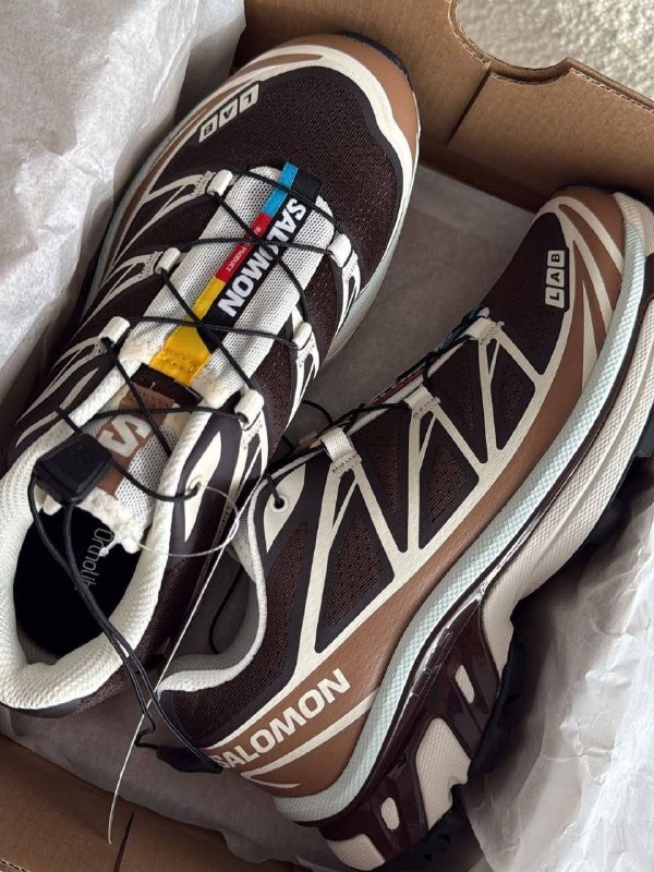 💫  Salomon XT-6 - will arrive in the colour combination you select when purchasing in the app.