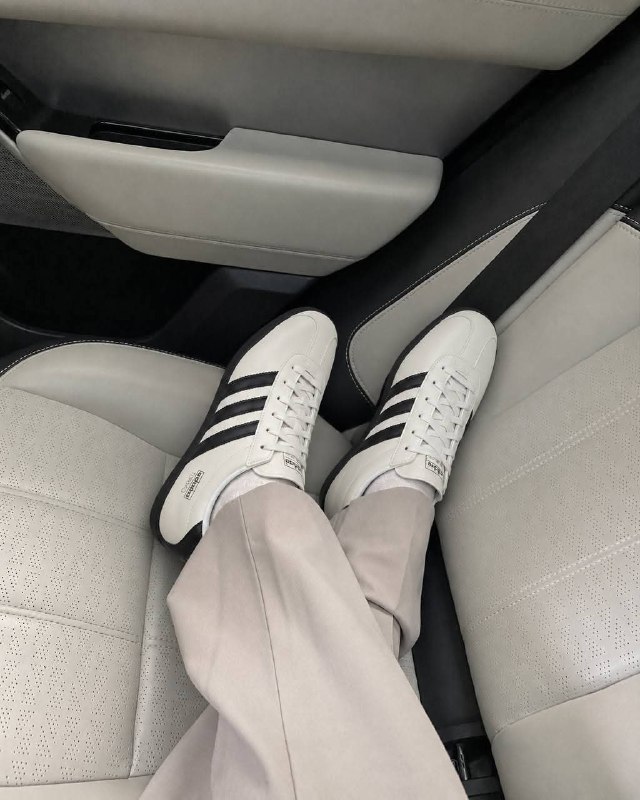 👟 adidas 🖤🤍