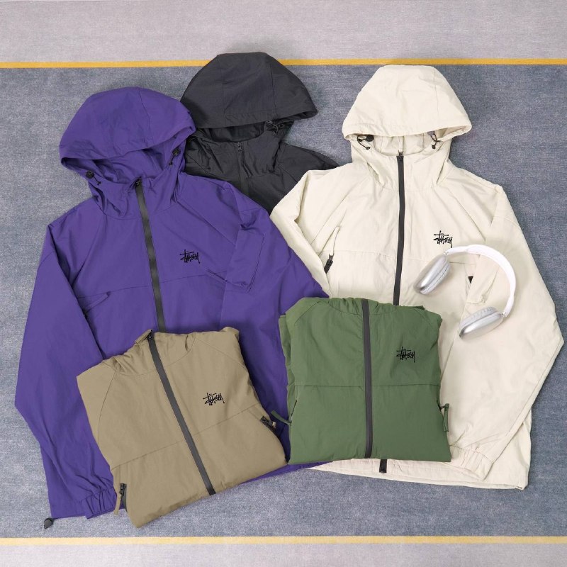 STUSSY — €33 💎