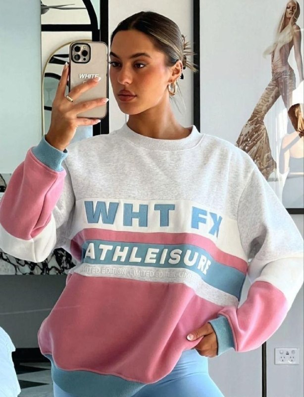 💫   WHlTE F0X Sweatshirt