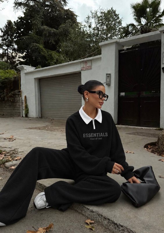 Ese3ntiaIs Tracksuit