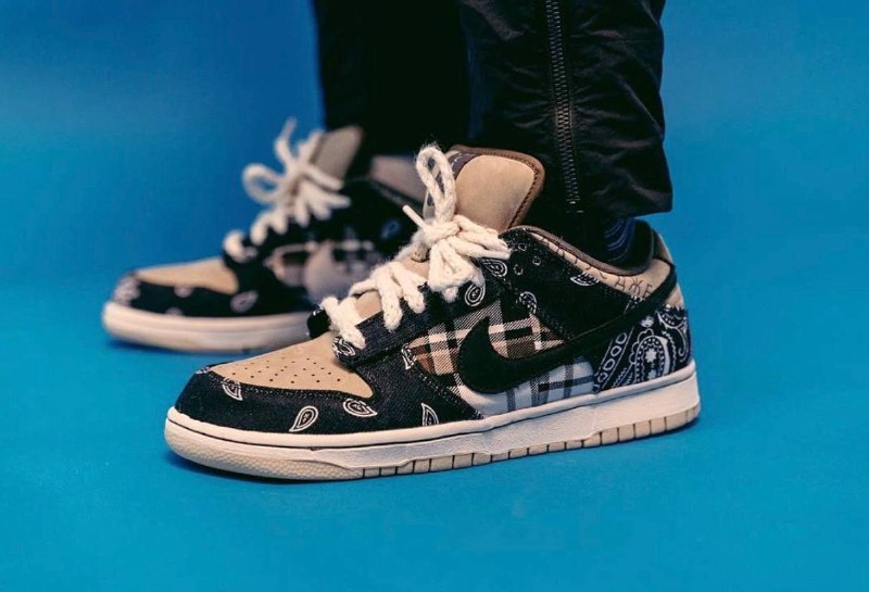 NIKE "Dunk"