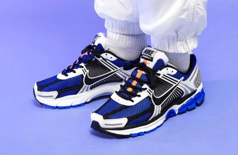 NIKE Vomero 5 —-> €24 💎 (will not work in UK or Germany, sorry)