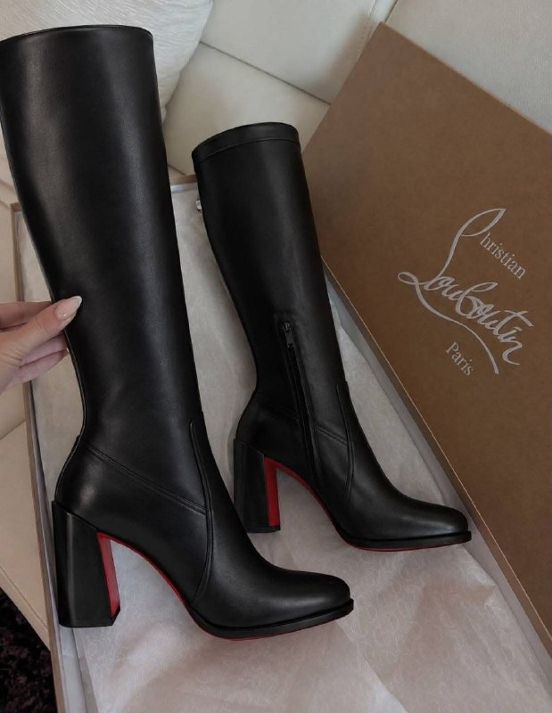 💫   Chirtan Louboutin