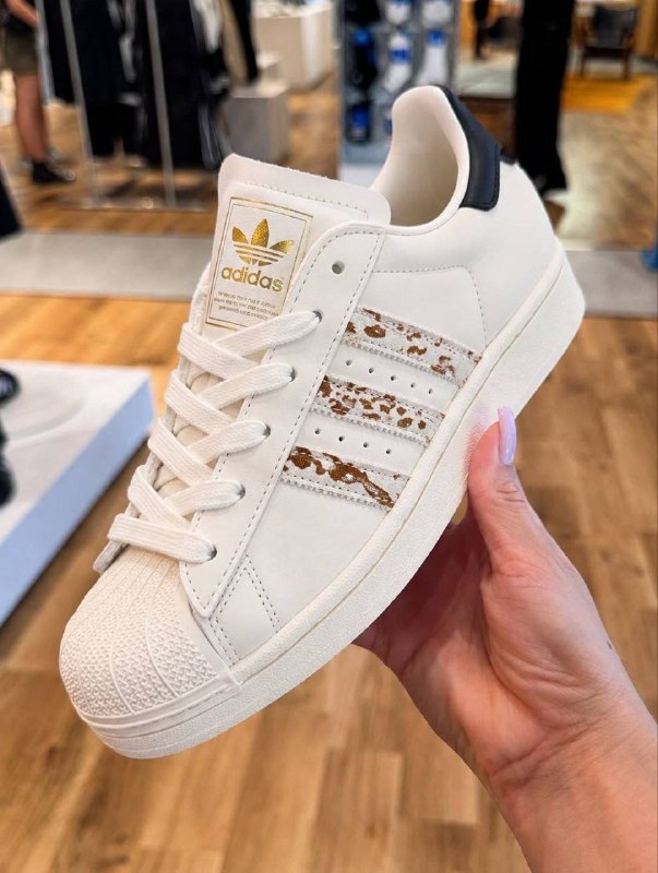 👟 adidas Superstar