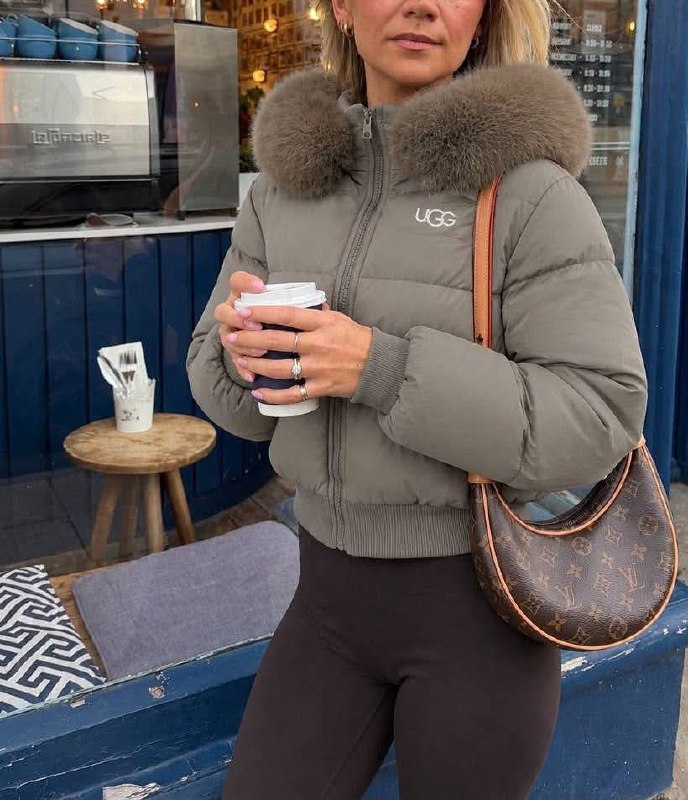 🥼 Ugg Coat