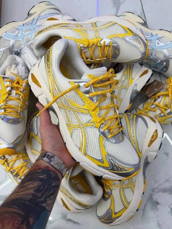 ASICS Gel GT2160 trainers