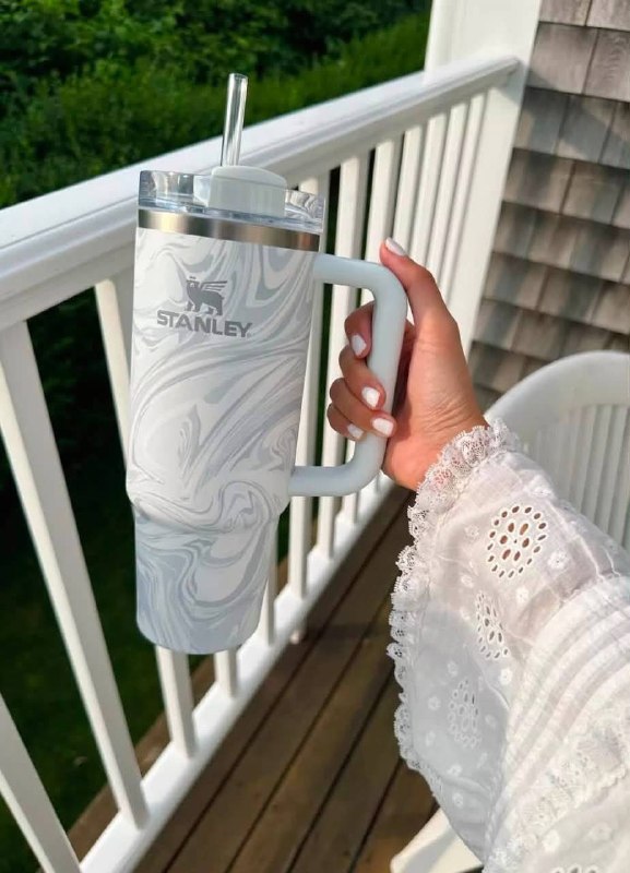 Stanley tumbler
