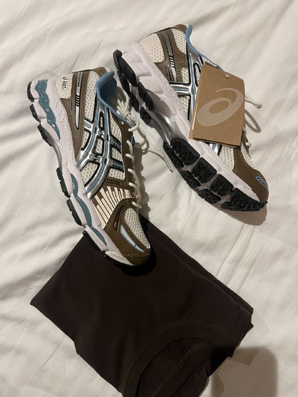 ASICS Gel Kayano trainers