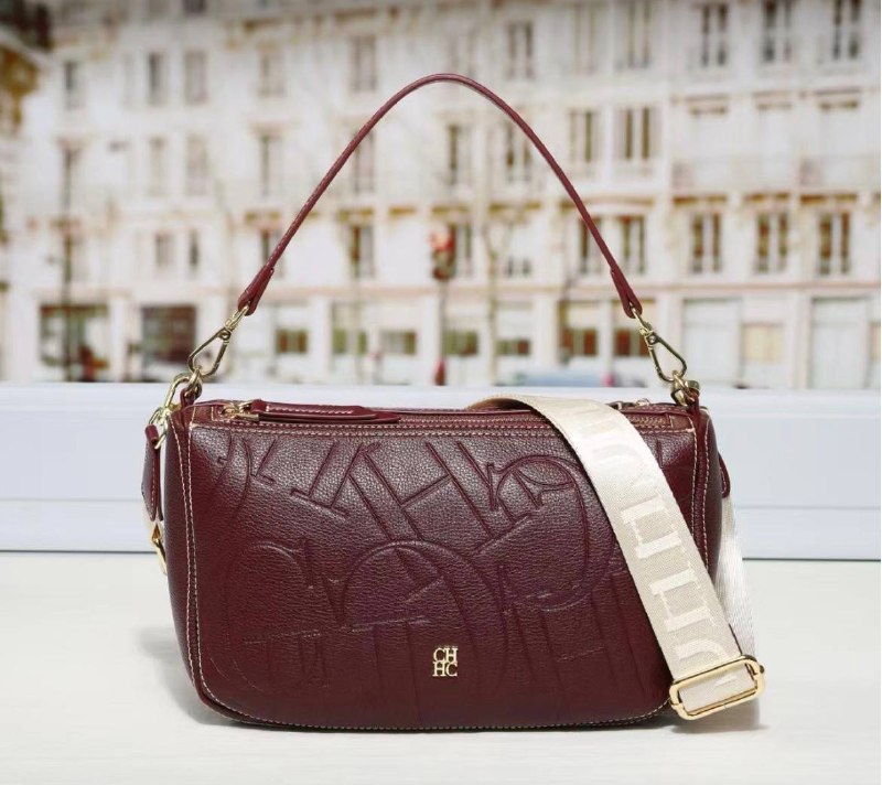 CAROLINA HERRERA — €39 💎