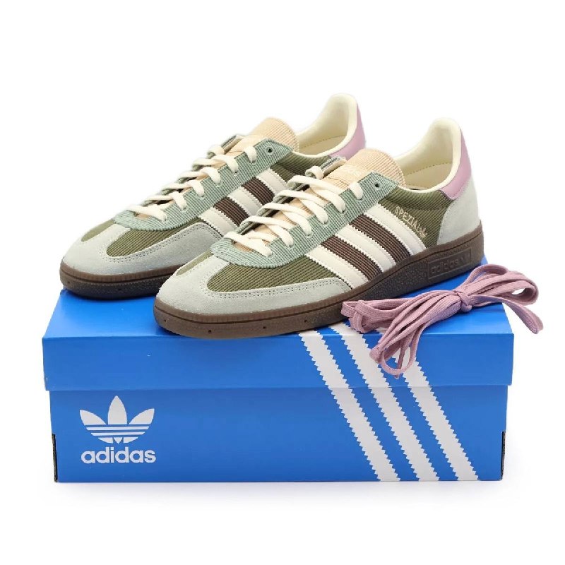 ADIDAS Handball — €25 💎
