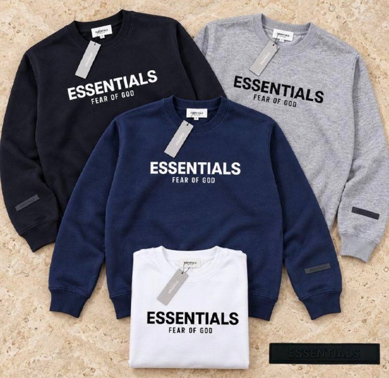 ESSENTIALS — €15 💎