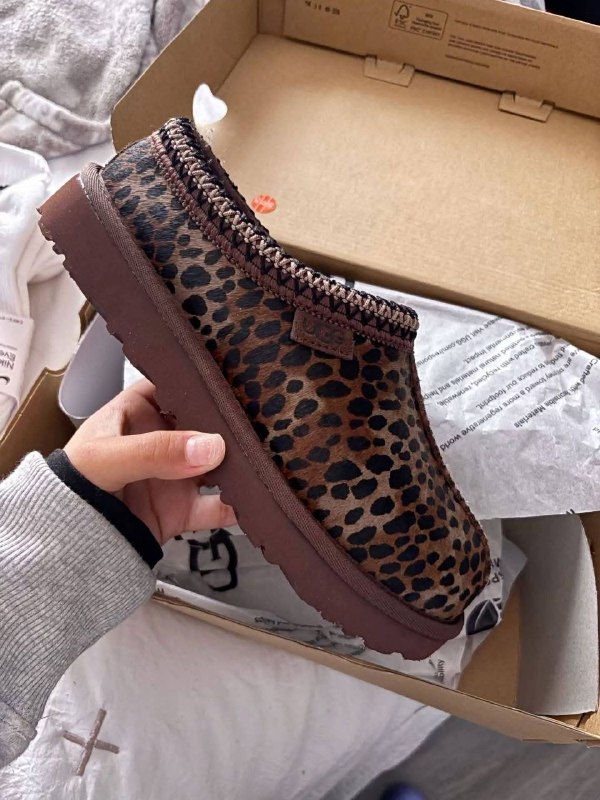 💫 UGG