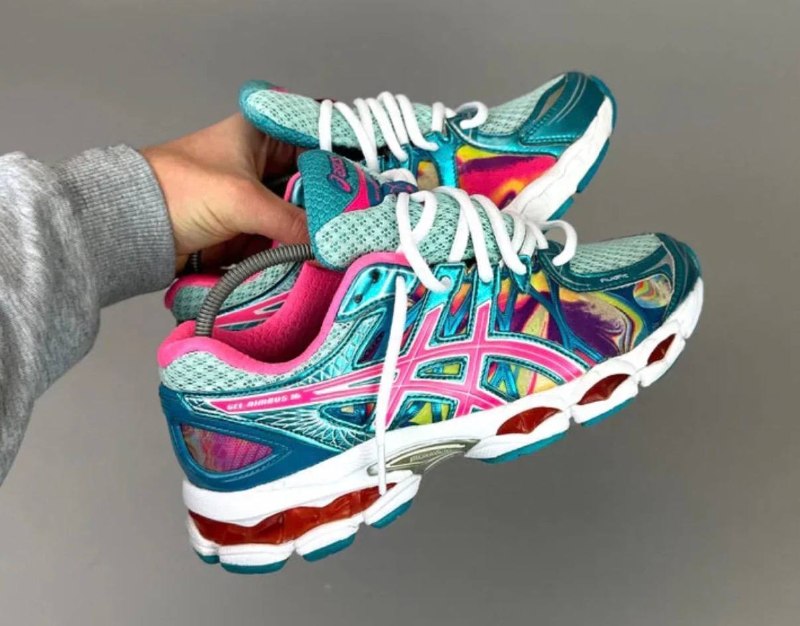 ASICS "Gel-Nimbus 16"