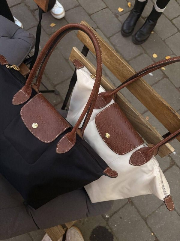 π« Longchamp tote bag