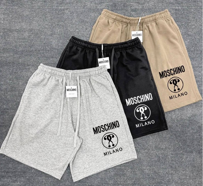 MOCHINO —-> €11 💎