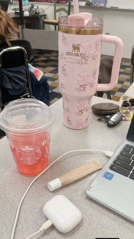 Back to School 🛍️🩷