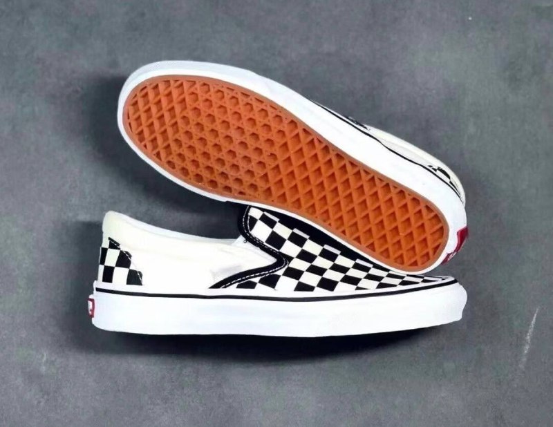 VANS —-> €24 💎