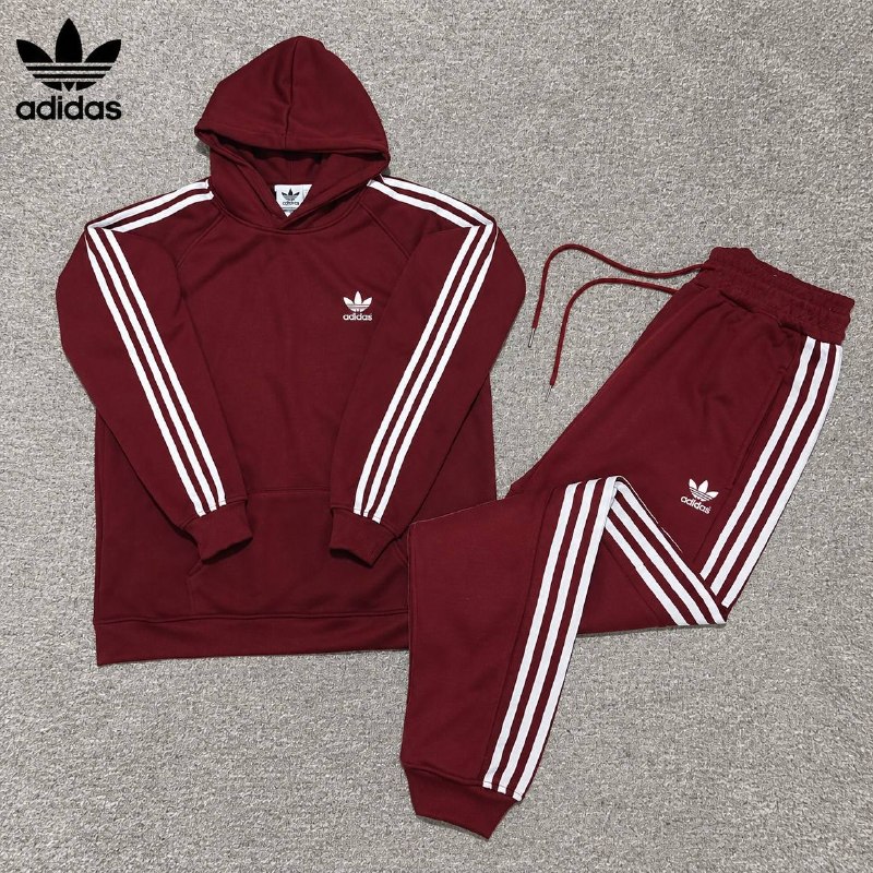 ADIDAS (complete tracksuit) —-> €32 💎