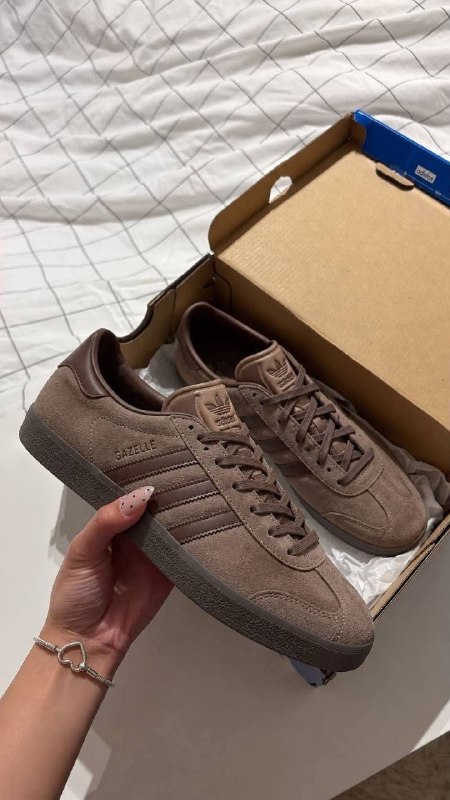 💫  adidas Gazelle