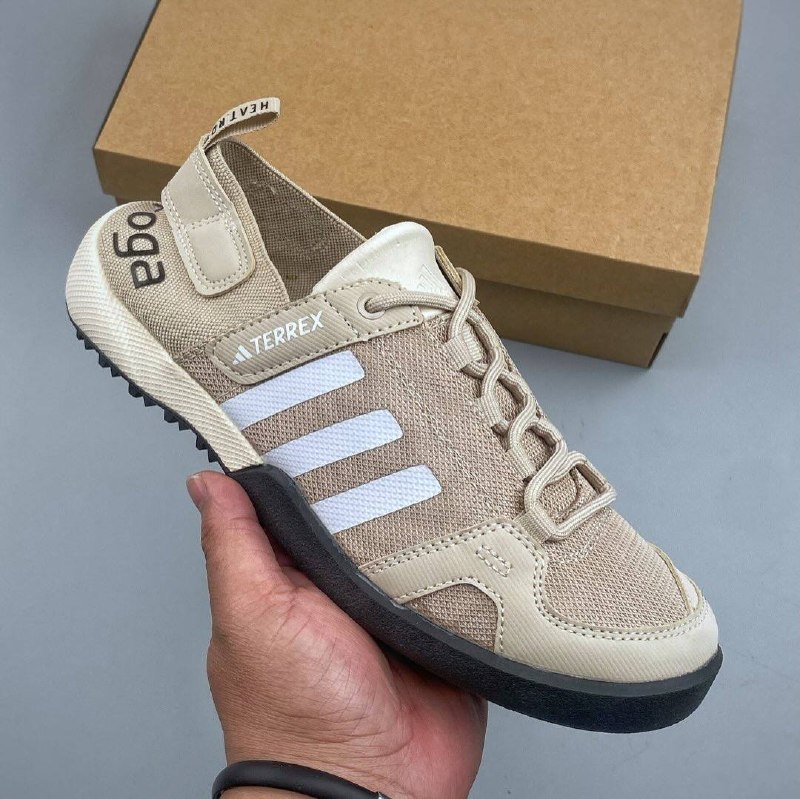 ADIDAS TERREX —-> €35 💎