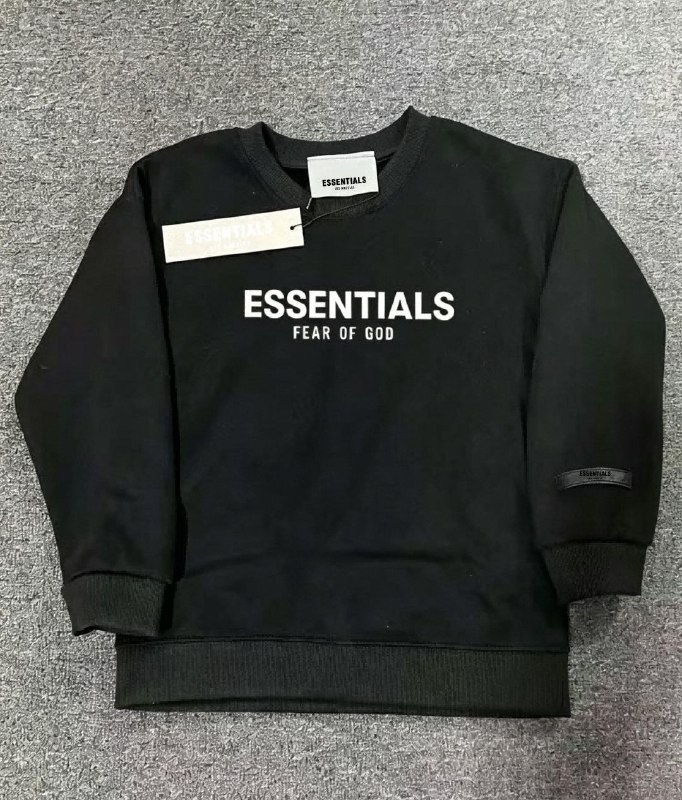 💫   Essetial Sweatshirt kids