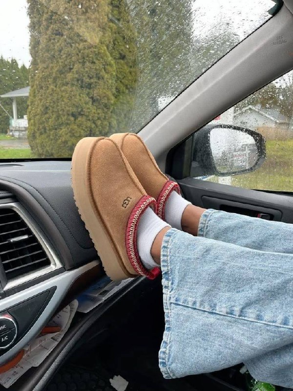 Ugg List