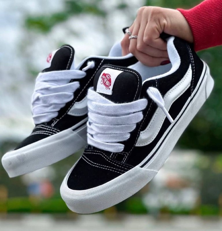 VANS Knu Skool — €29 💎