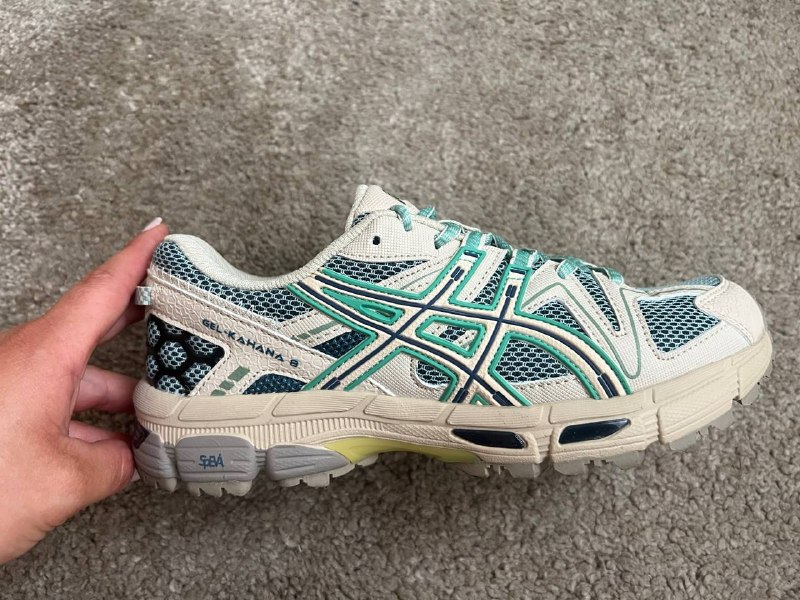 ASICS Gel Kahana 8
