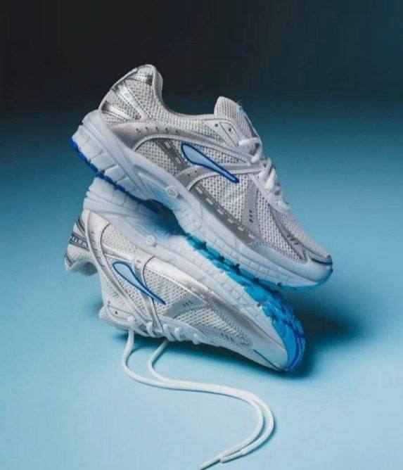 Brooks Adrenaline