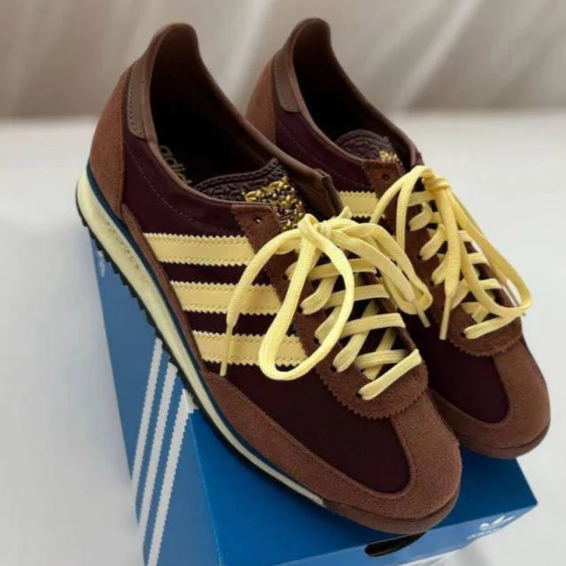 Adidas SL72