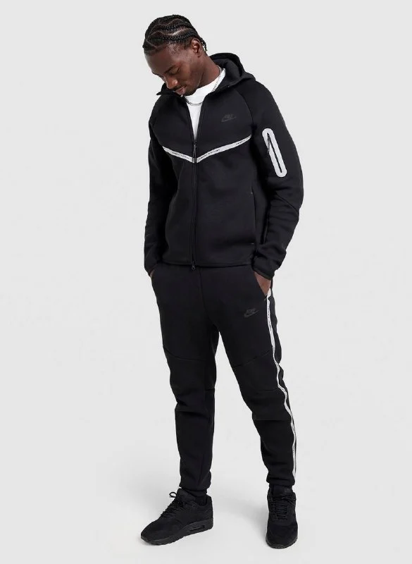 NIKE "Tech" (complete tracksuit) —->