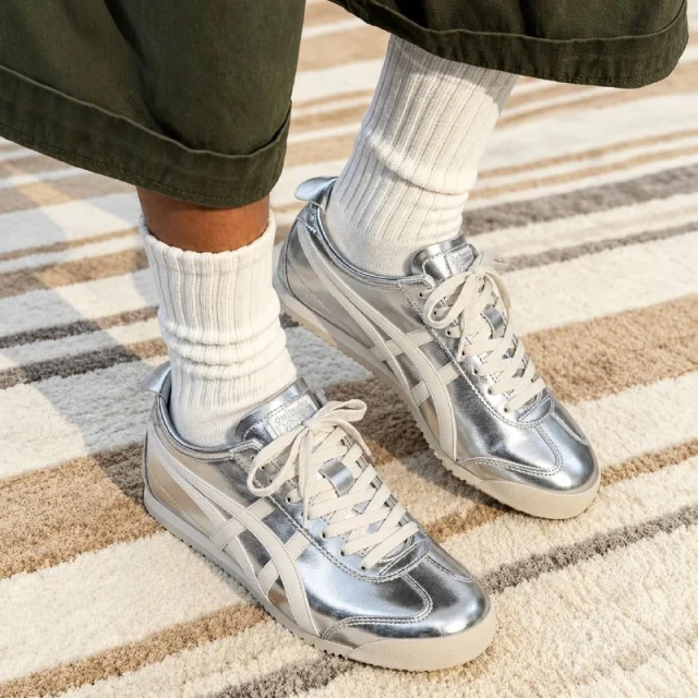 ONITSUKA TIGER —->
