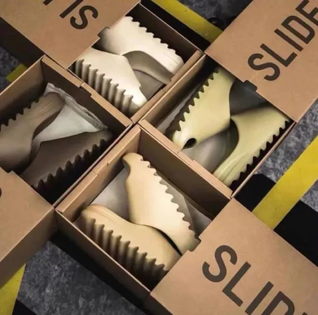 ADIDAS Y3ezy Slide —->