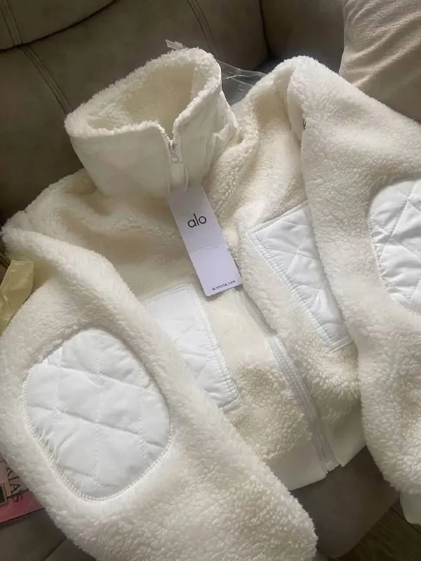 AIo